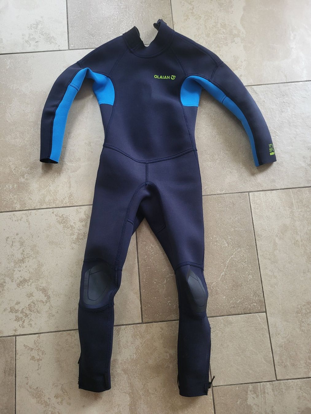 Decathlon Mute per immersioni: Combinaison néoprène decathlon 6 ans – Usato da Gampelen venduto da cli_2thg