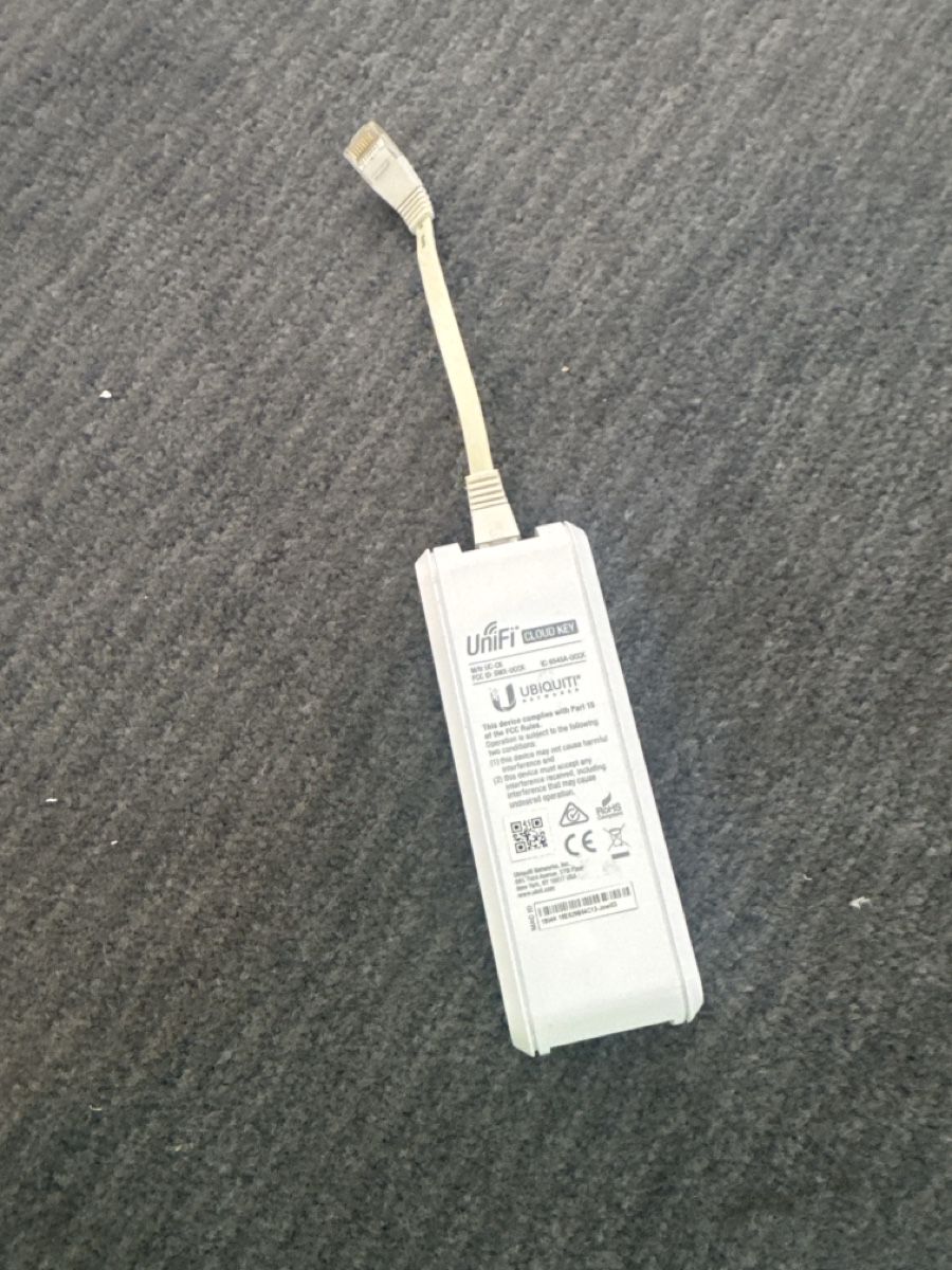 Ubiquiti Modems & Routeurs: Unifi Cloud Key – D'occasion à Arosa par Aram01 1