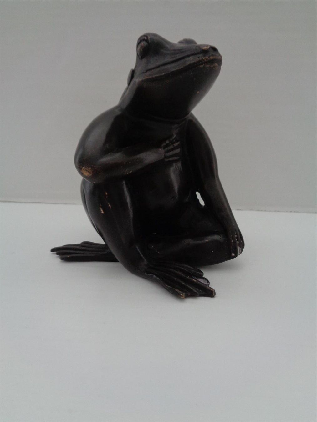 Skulpturen & Statuen: Sitzender Frosch aus Bronze – Gebraucht aus Chur von omonia 2