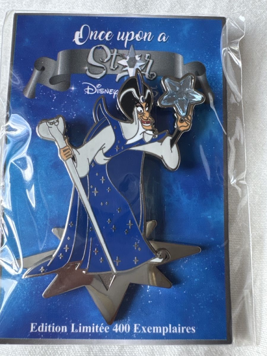 Disney Placchette & Badge: Disney pin limited – Nuovo (secondo la descrizione) da Zürich venduto da funkelnderstern