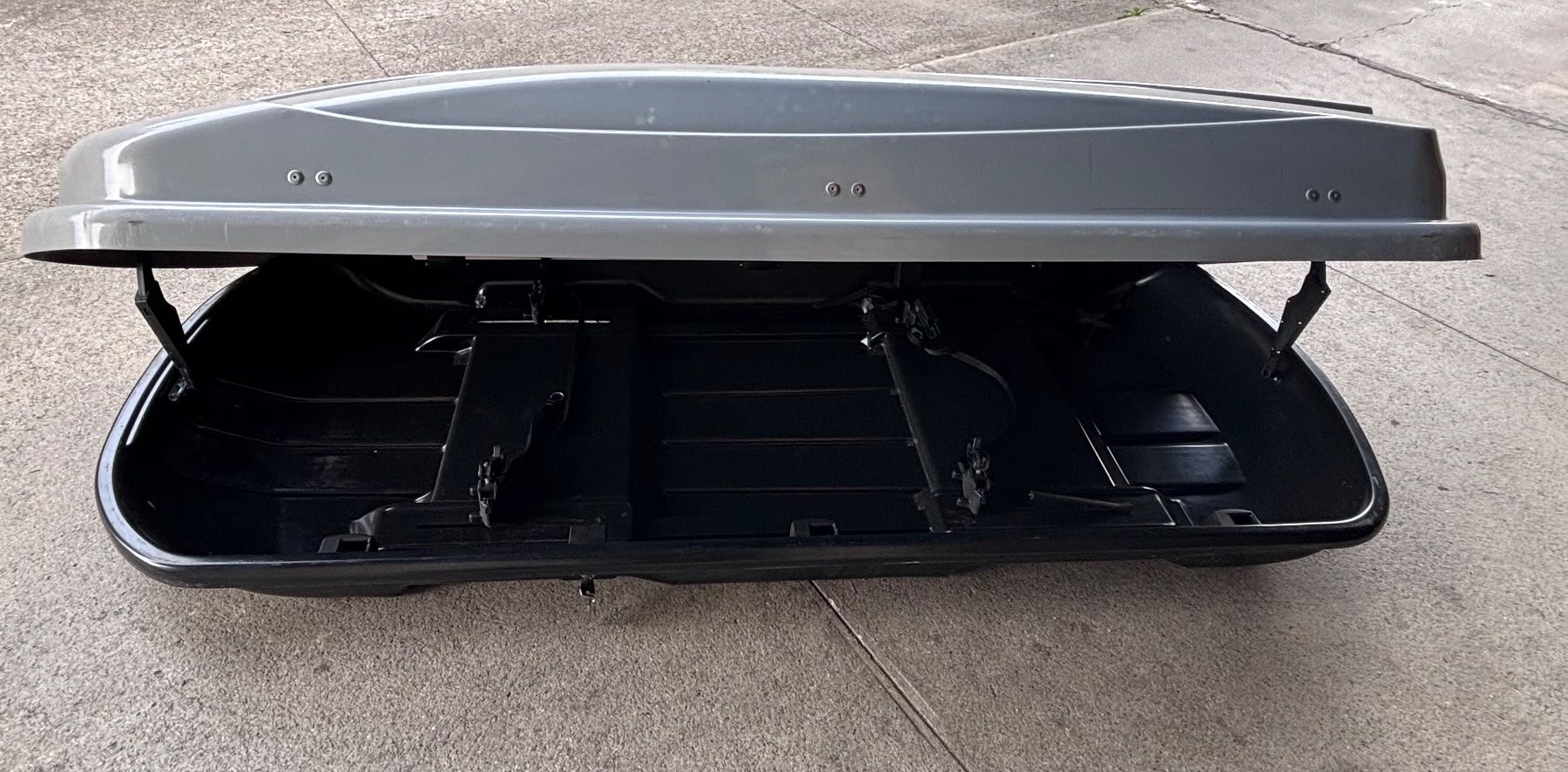 Box da tetto: Dachbox grau gebraucht ca.195x78x39 cm – Usato da Konolfingen venduto da rob_d7bh 7