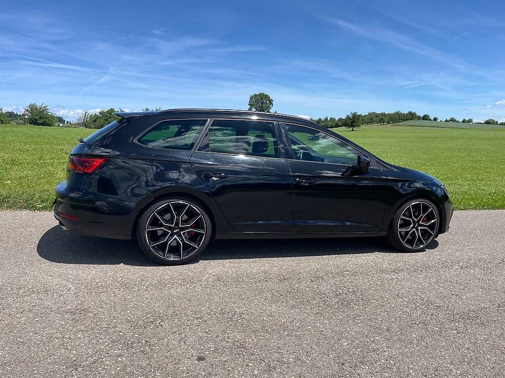 Automobili: Seat Leon Cupra 4Drive – Usato da Uzwil venduto da Micos28 1