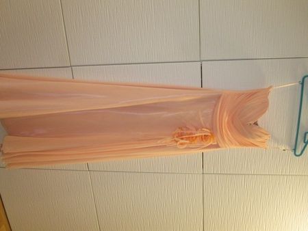 langes Kleid für Zeremonien und Partys