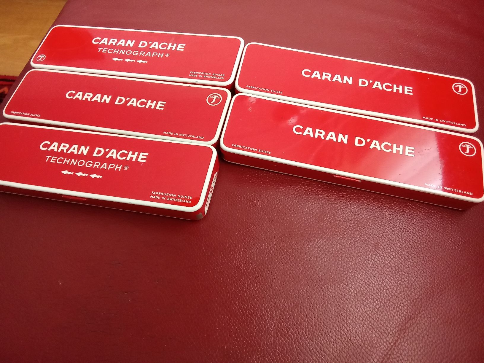 Autres décorations & accessoires: 5 CARAN D'ACHE BLECHDOSEN – D'occasion à Muri BE par Alk