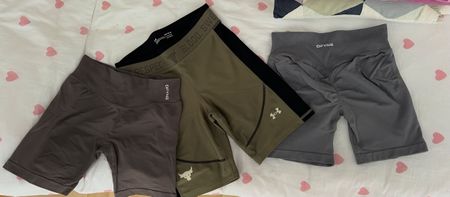 3x DFYNE | UNDER ARMOUR Damen Shorts 