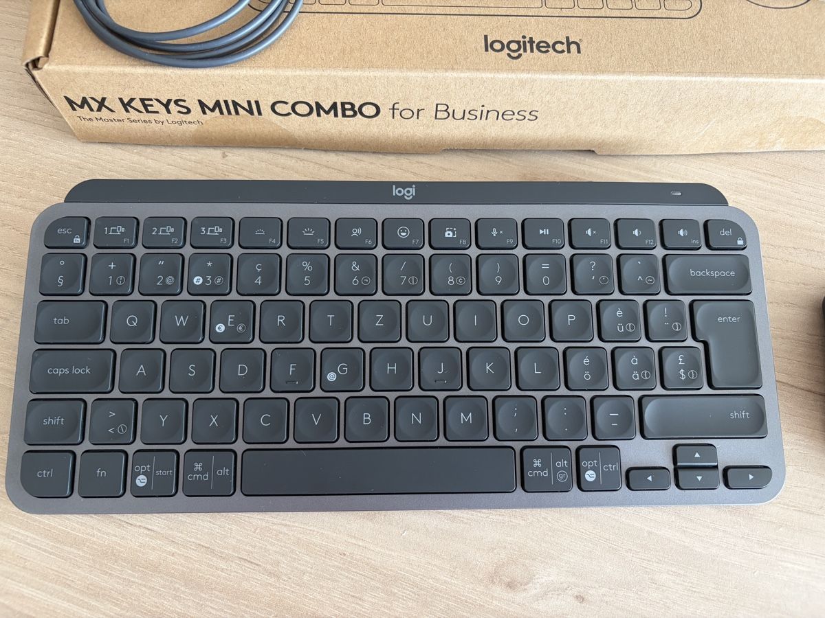 Logitech Tastiere: Logitech Logi MX Keys Mini Combo for Business CH-Layout – Usato da Staufen venduto da Nat_m9p2 1