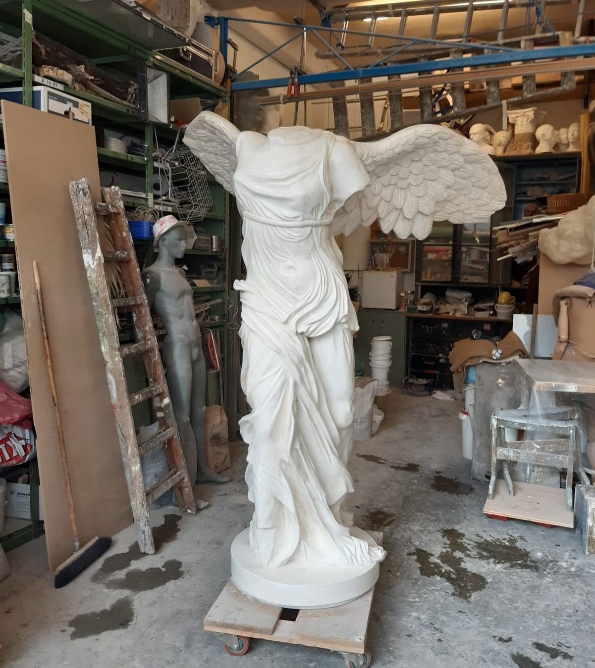 Sculture & Statue: Nike von Samothrake Nachbildung – Nuovo (secondo la descrizione) da Kehrsatz venduto da Heidi2700 2