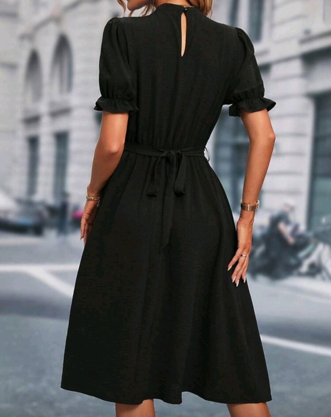 Robes: Kleid Neu Gr.L – Neuf (Voir description) à Zunzgen par Fleksi 5