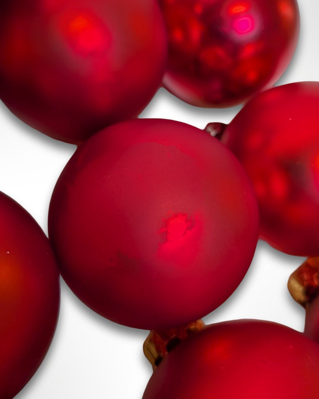 Alle Dekorationen: Weihnachtskugeln Set rot/gold 83 Stück – Gebraucht aus Suhr von Restwert_Suhr 3