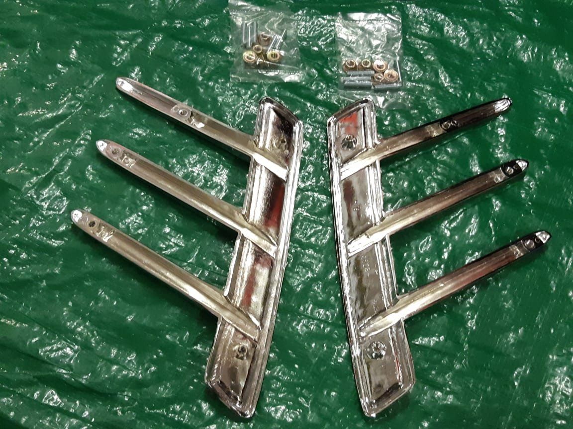 Ford Alle Autoersatzteile: C- Chromornament Seitenwand,     1966 Mustang – Neu und originalverpackt aus Niedergösgen von usc_l9pz 1