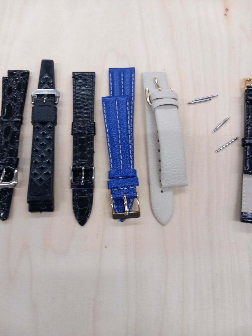 Bracelets: 10 Armbänder – Neuf (Voir description) à Givisiez par Reiffel 2