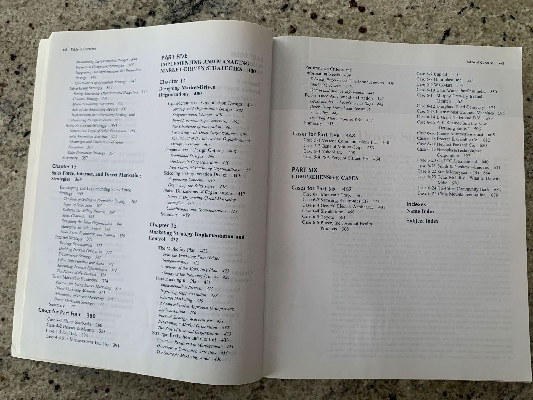 Livres: Book "Strategic Marketing", 8th edition – D'occasion à Genève par sunsustains 6