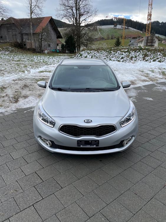 Kia Cee'd SW 1.6 GDi Automat Trend