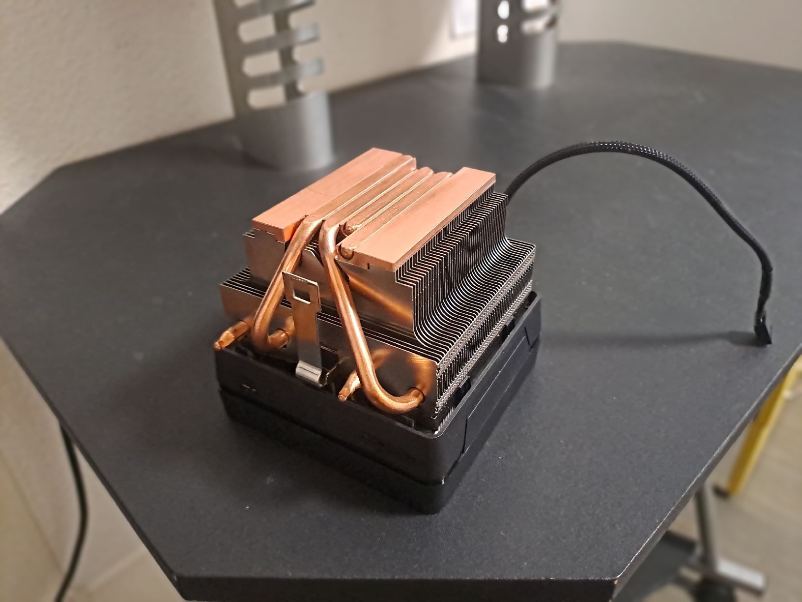 Amd Elektronikbauteile: Wraith Prism CPU Cooler – Gebraucht aus Altdorf UR von boh_wk8r 3