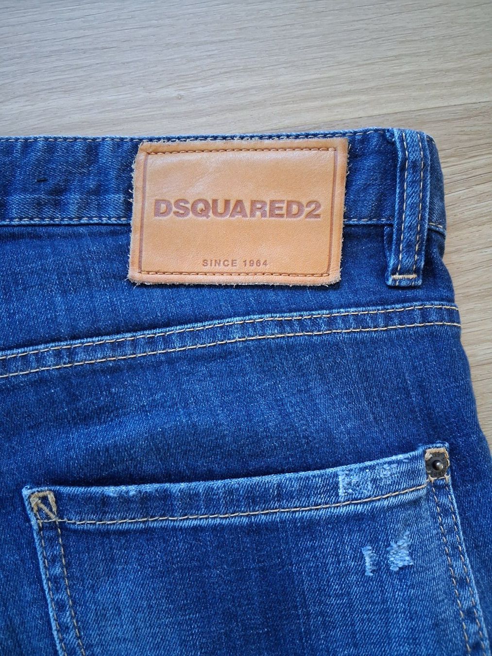 Dsquared2 Jeans: Dsquared Jeans ca. L – Usato da Lengnau AG venduto da Nathi88 2