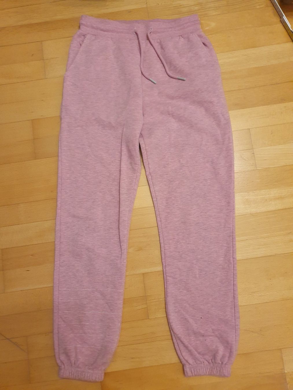 Hosen: Rosa Jogginghose Gr. S - Bequeme Freizeithose – Gebraucht aus Kloten von Hektor44