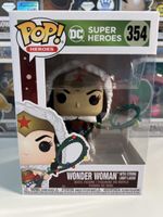 Funko POP! DC Holiday Wonder Woman avec Lasso à Lumières