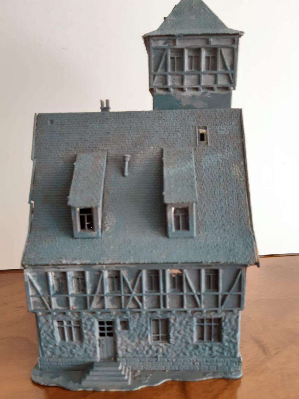 Vollmer Modellini di ferrovie: Vollmer Haus Nr. 20817 – Usato da Luzern venduto da Sontru 1