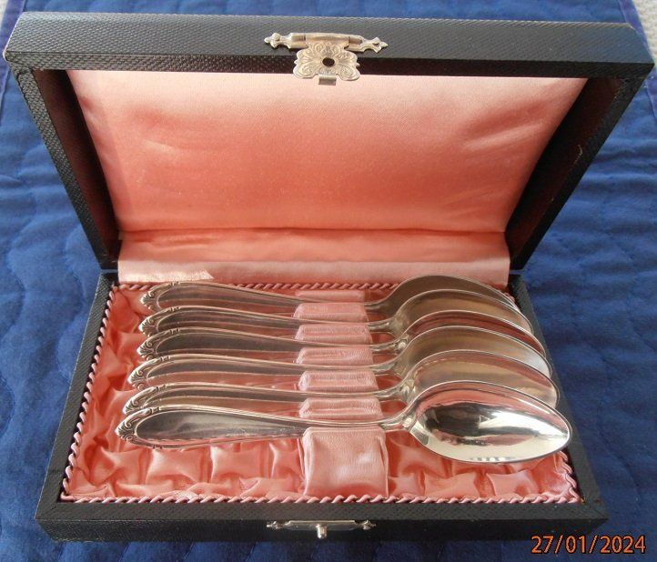 Cuillères: Set mit 6 "KAFFEE-LÖFFEL" – D'occasion à Gossau SG par Roco1