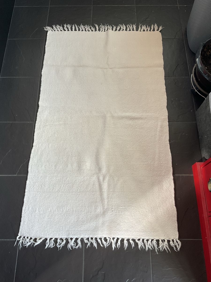 Tappeti: 2 weisse Teppiche maschinenwaschbar – Usato da Diepoldsau venduto da WinWin011 1