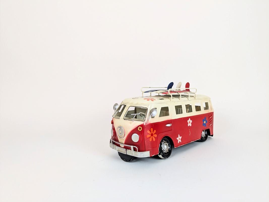 Volkswagen Modellautos: Deko VW-Bus aus Blech – Gebraucht aus Thun von Restwert_Thun