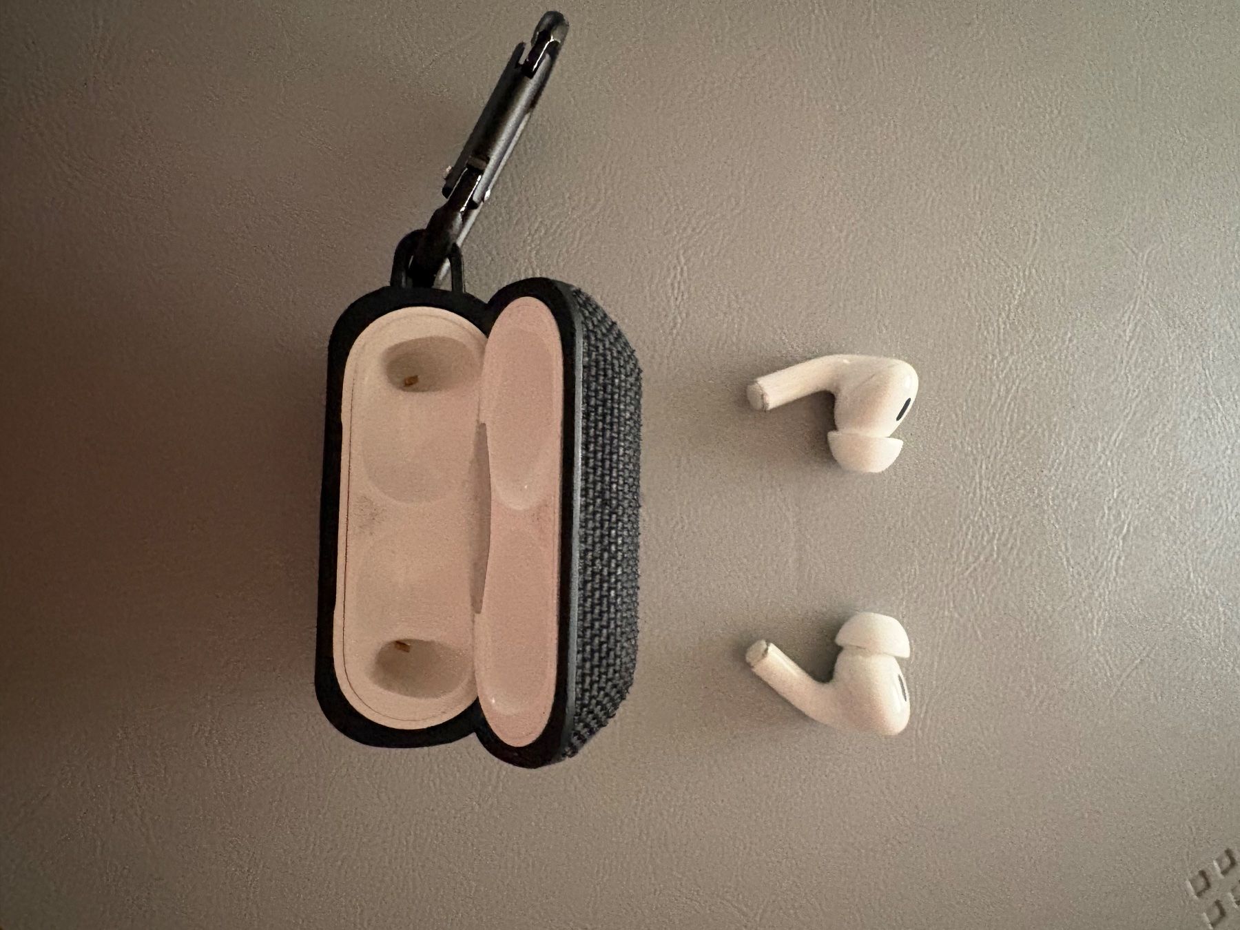 Apple Kopfhörer: Apple AirPods Pro 2 – Gebraucht aus Horgen von Pupygin84 3