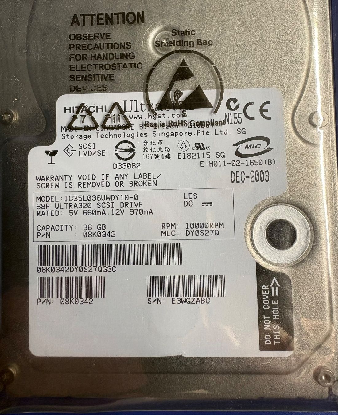 Hitachi Disques durs: Hitachi Ultrastar SCSI Hard Disk – Neuf avec emballage d'origine à Oberrüti par Cbens