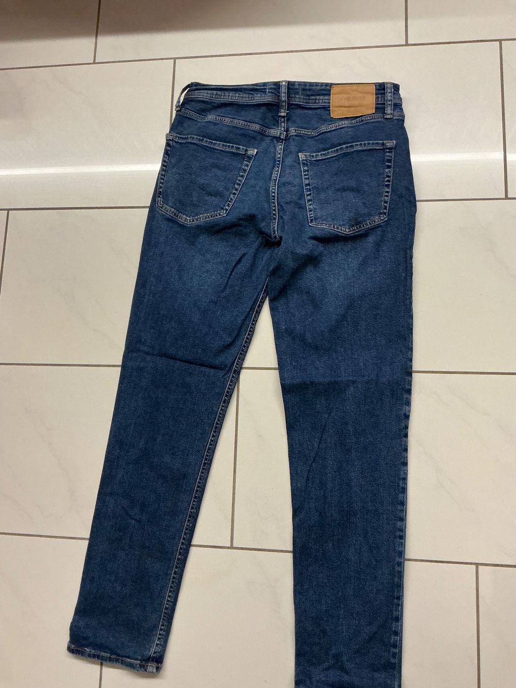 Jeans: Gebrauchte Jeans Produkt Gr.31/34 – Usato da Biel-Benken BL venduto da Sahra1 2