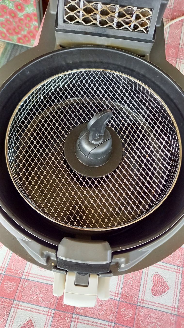 Tefal Elettrodomestici da cucina: Airfryer Tefal Actifry express XL – Usato da Lausen venduto da habrefre 7