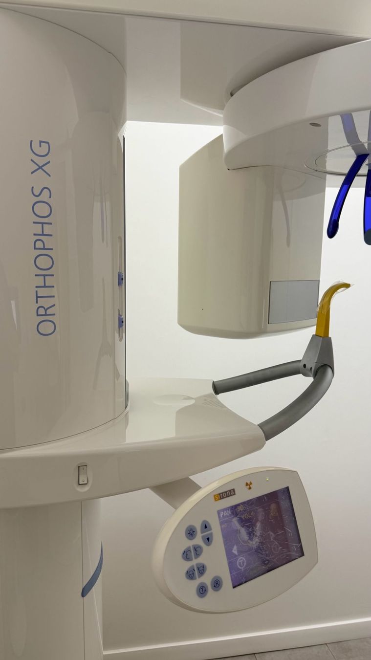 Attrezzature mediche: Sirona Orthophos XG Röntgengeraet 2012 – Usato da Sisseln AG venduto da JoannaZ 1