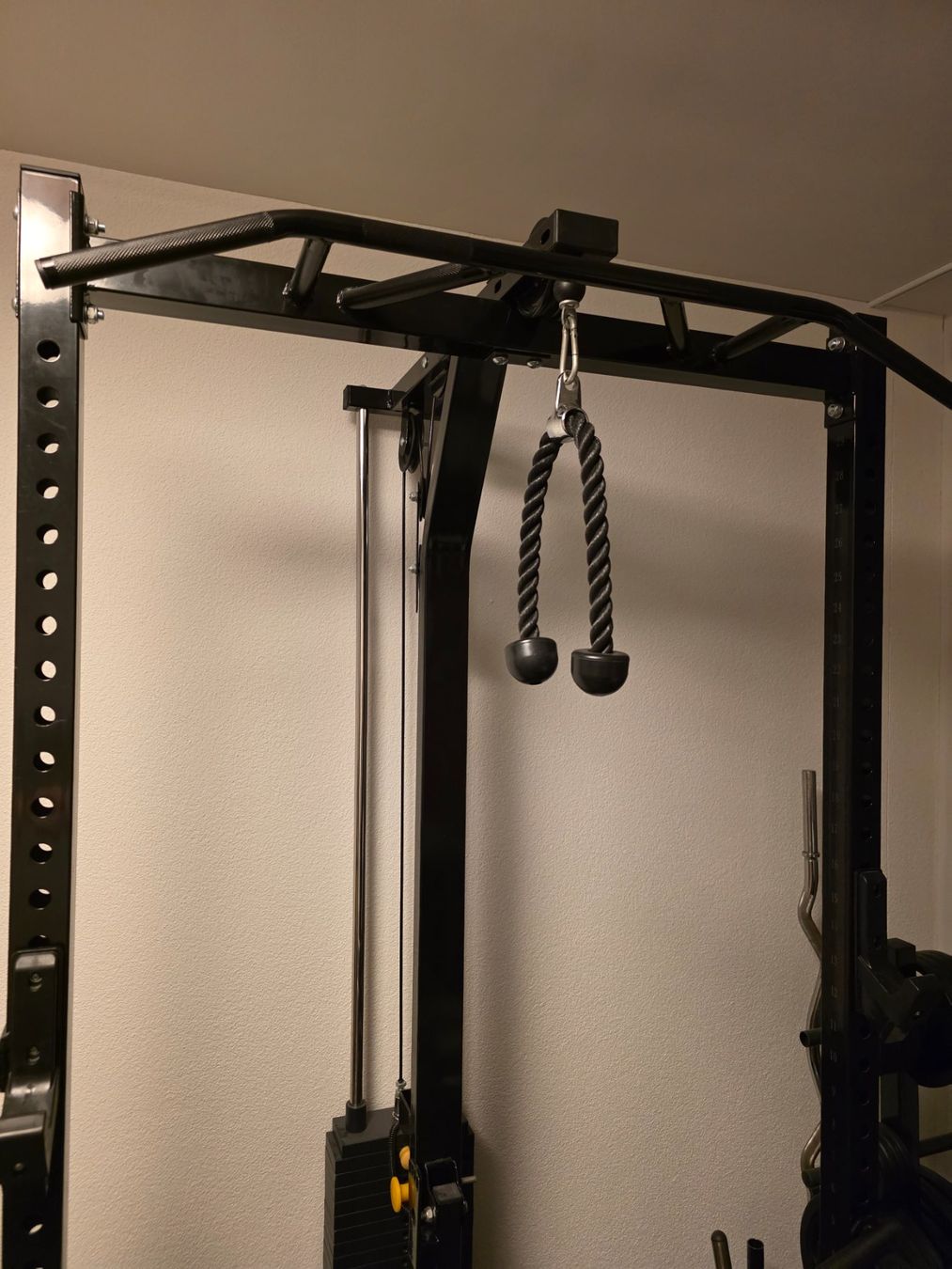 Hometrainer: MEGATEC Half Rack mit Latzug Stack Weight + Zubehoer – Gebraucht aus Winterthur von mor_59zb 1