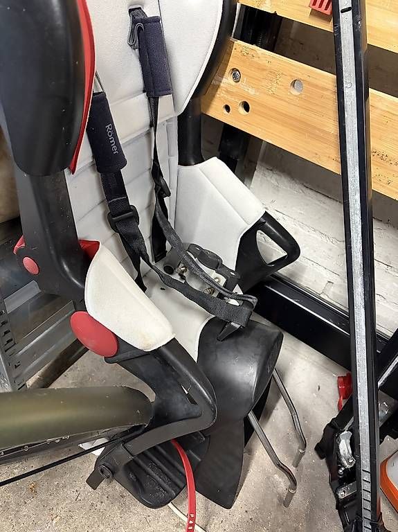 Britax Römer Seggiolini per auto: Kinderfahrradsitz Velositz von Römer – Usato da Zürich venduto da knornl 1
