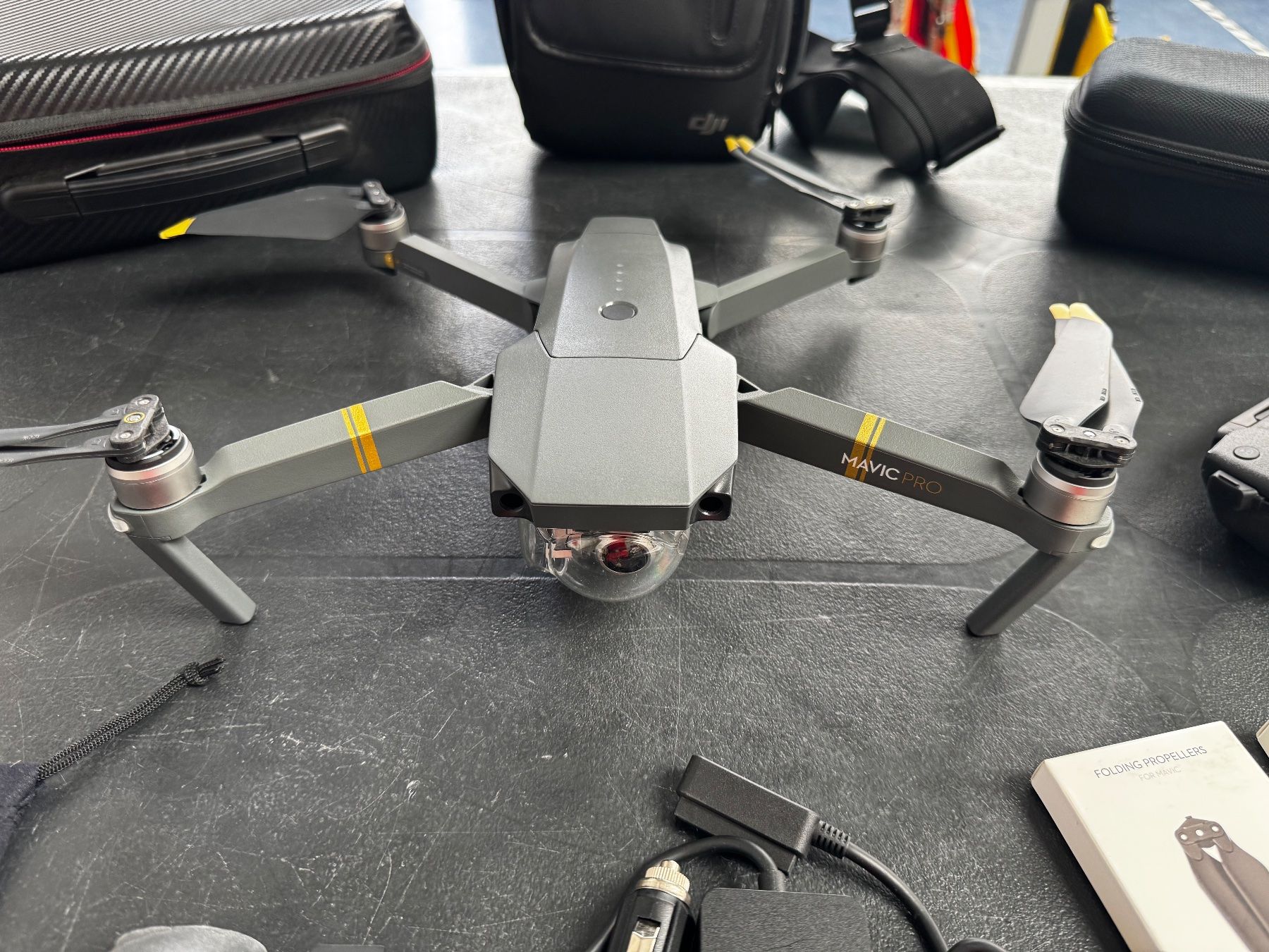 DJI Modellismo RC: Dji Mavic pro  mit viel Zubehör – Usato da Schwarzenburg venduto da Bdi1 4