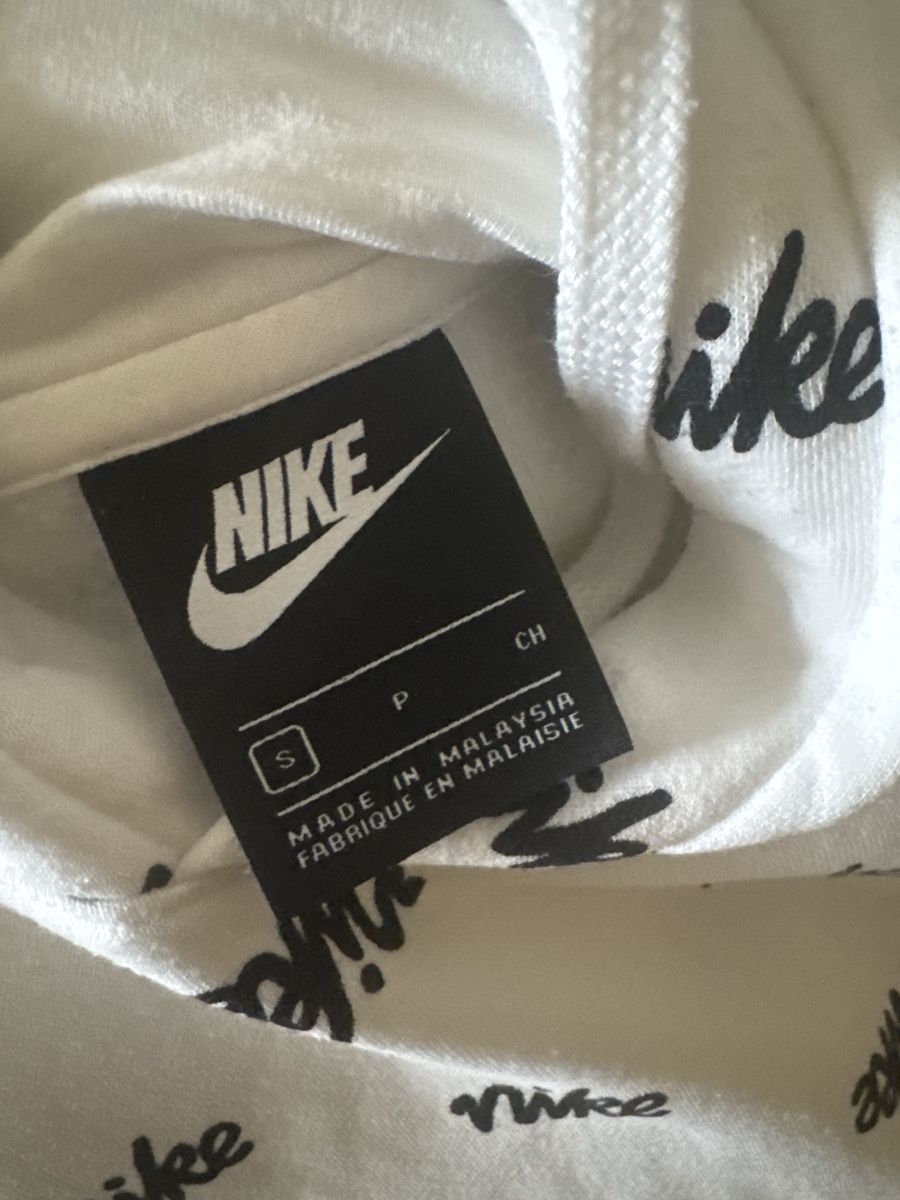 Nike Maglioni & Felpe: Pull Nike blanc – Usato da Lonay venduto da nei_79jc 5