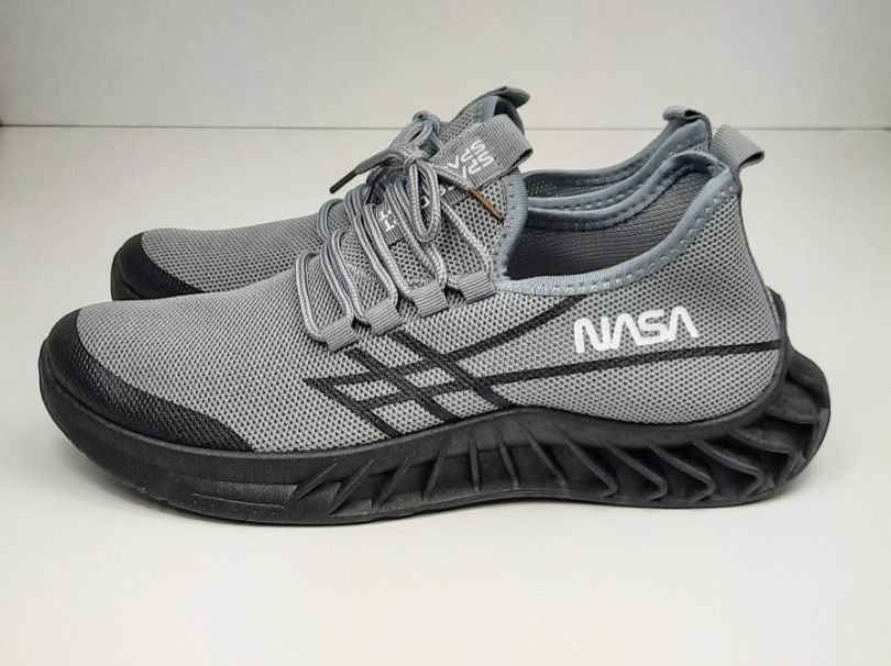 Scarpe da uomo: NASA Slip on Sneaker Beyond the Rainbow grau Gr. 40 – Nuovo e nell'imballaggio originale da Seuzach venduto da VT-Collections1 8