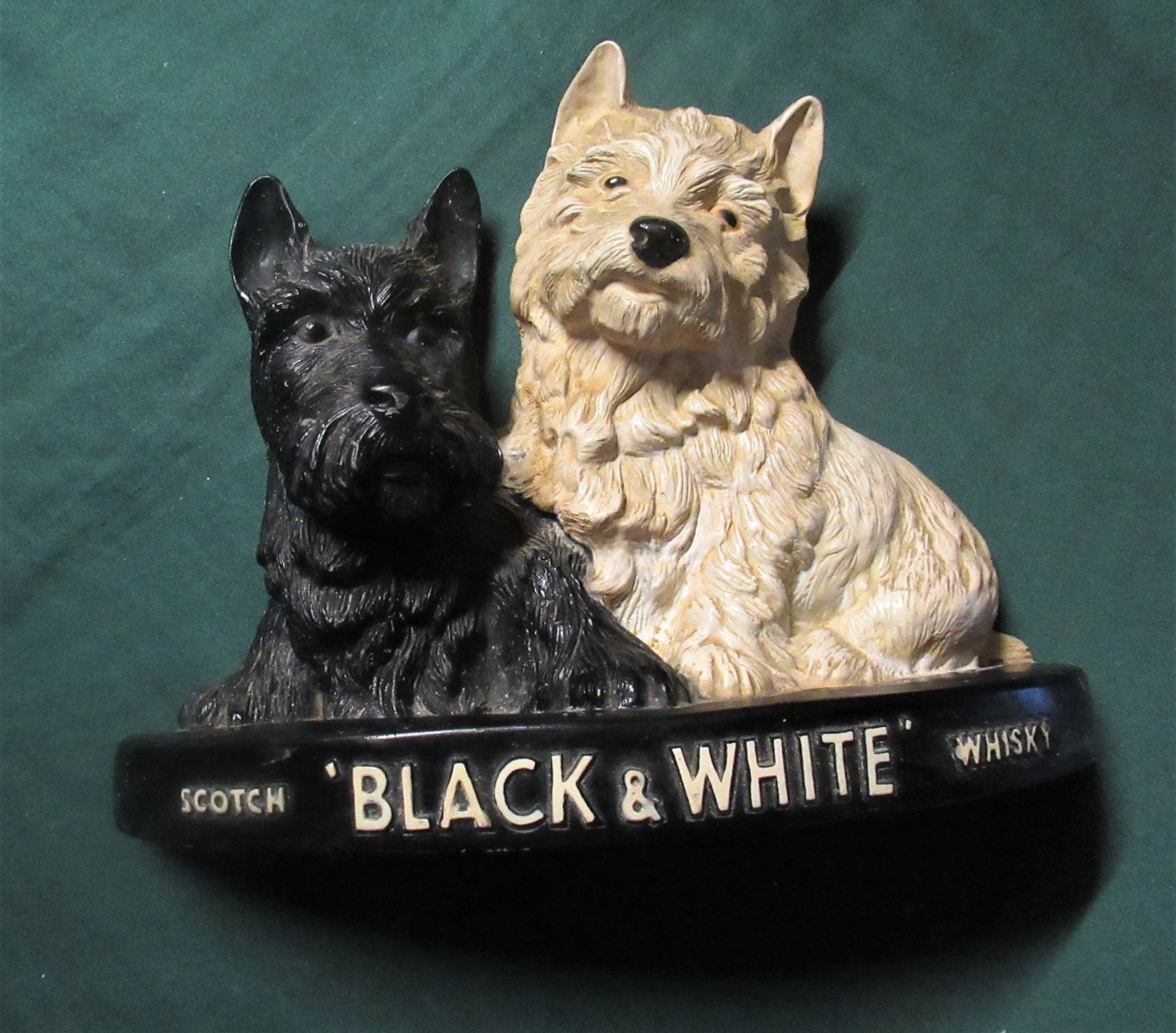 Statuette: Whisky  Black & White Werbefigur Hunde – Usato da hedingen venduto da kurattli01
