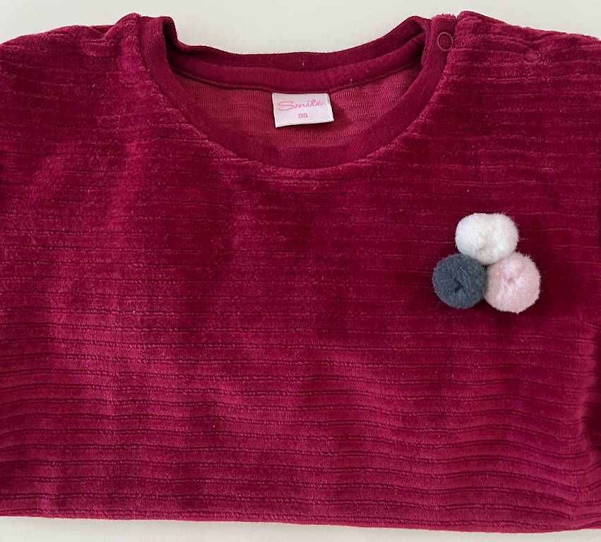 Lotti di vestiti: Set Pullover und Hose SMILE, Gr. 98, weinrot – Usato da Burgdorf venduto da wiwy51 1