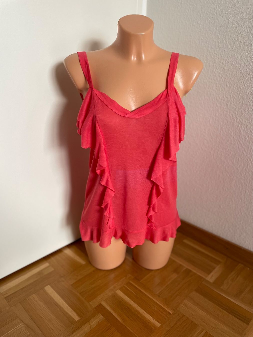 Kookai Camicette, T-shirt & Top: Kookai T-Shirt Gr. S – Nuovo (secondo la descrizione) da Rüfenacht BE venduto da Anele_13 1
