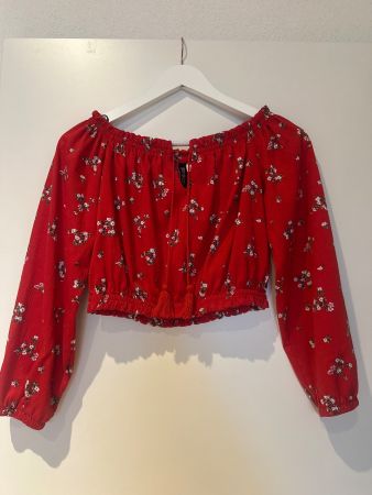 Rotes H&M Divided Carmen-Top mit Blumenmuster, Grösse S