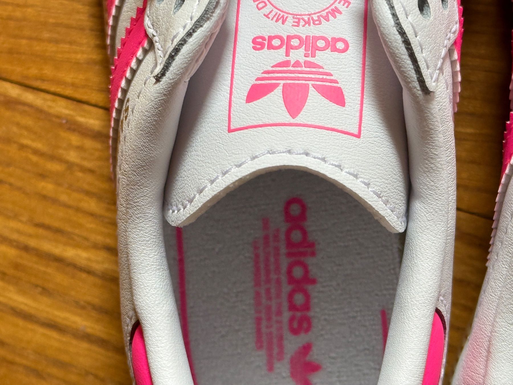 Adidas Schuhe für Mädchen: Adidas Kinderschuh Samba Gr 28 – Neu (gemäss Beschreibung) aus Wittwil von Schnaeppli64 4