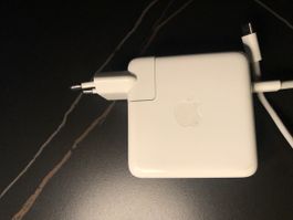 Apple Ladegerät USB C