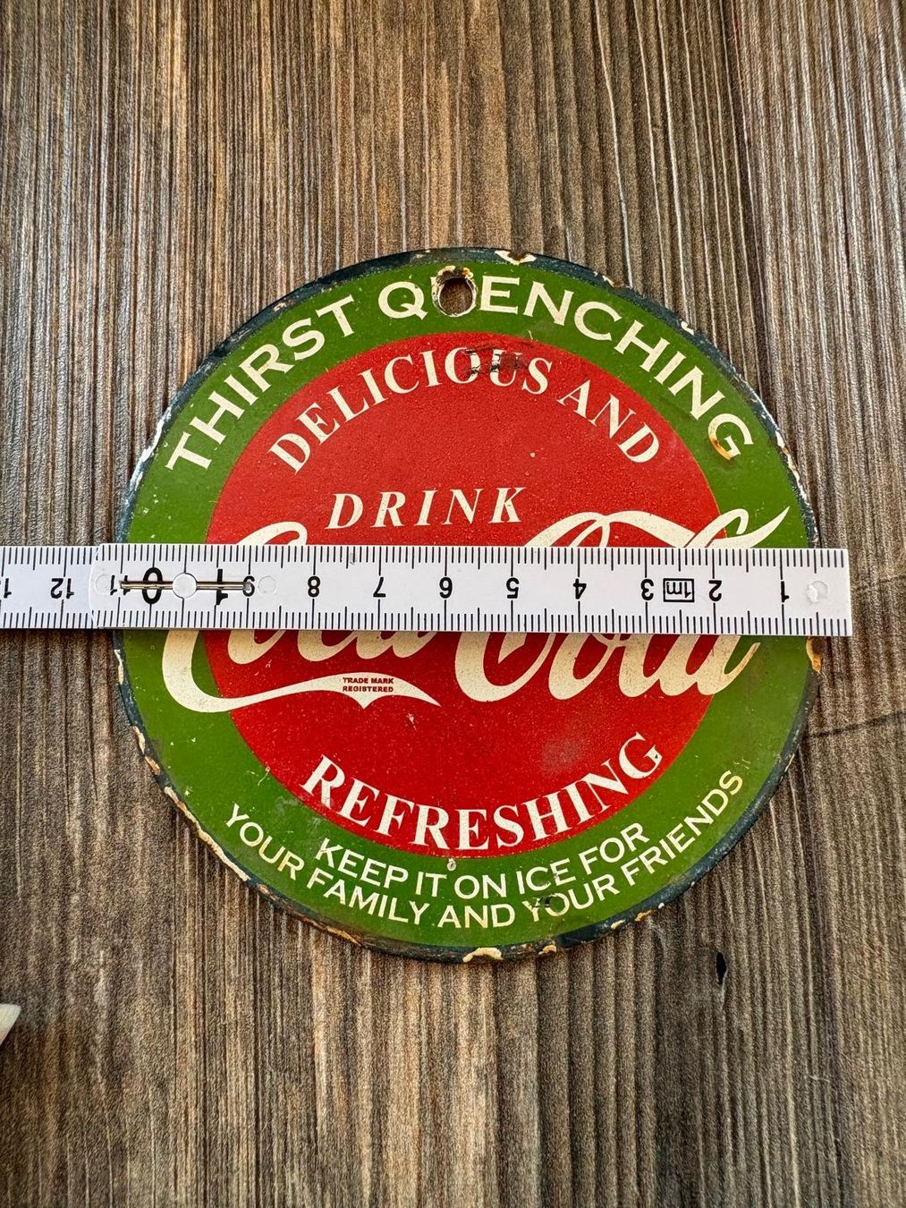 Ecriteaux: Emblem emailliert COCA-COLA rund 13cm Deko – D'occasion à Wetzikon ZH par Boldeagle01 1