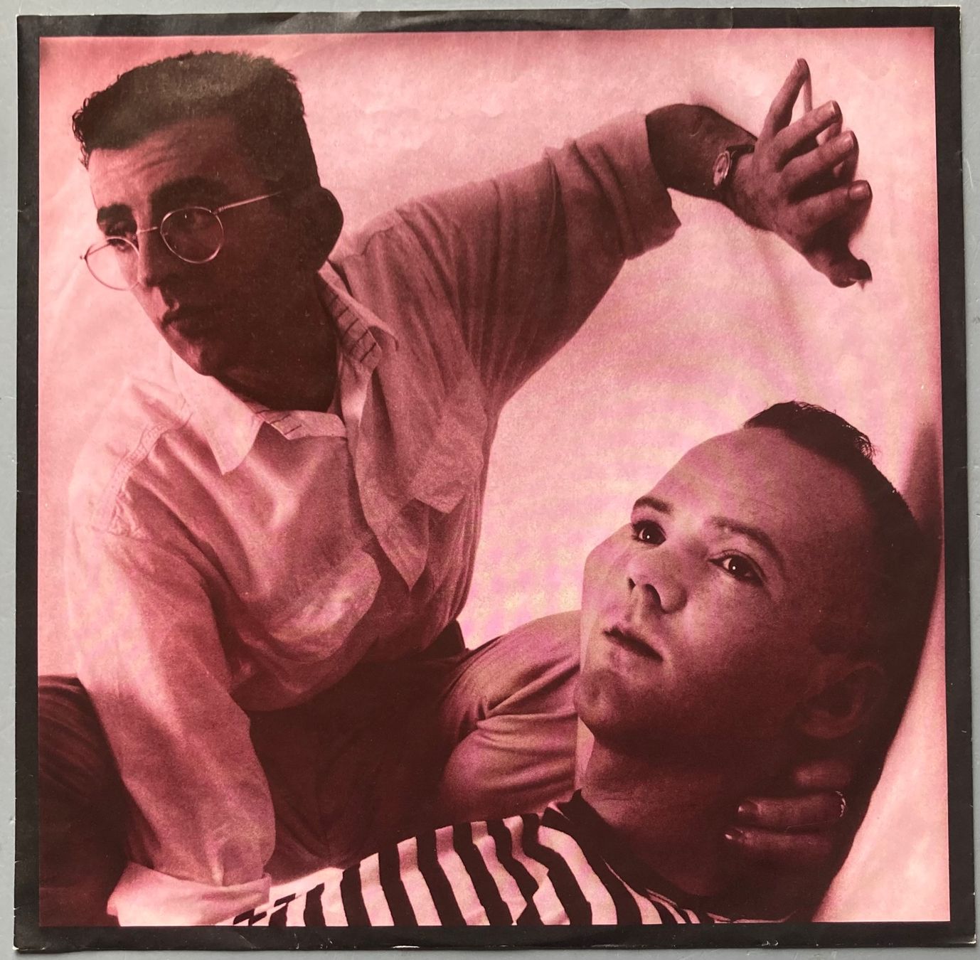 Vinyles: THE COMMUNARDS - RED – D'occasion à Poliez-Pittet par Newtown-Records 2