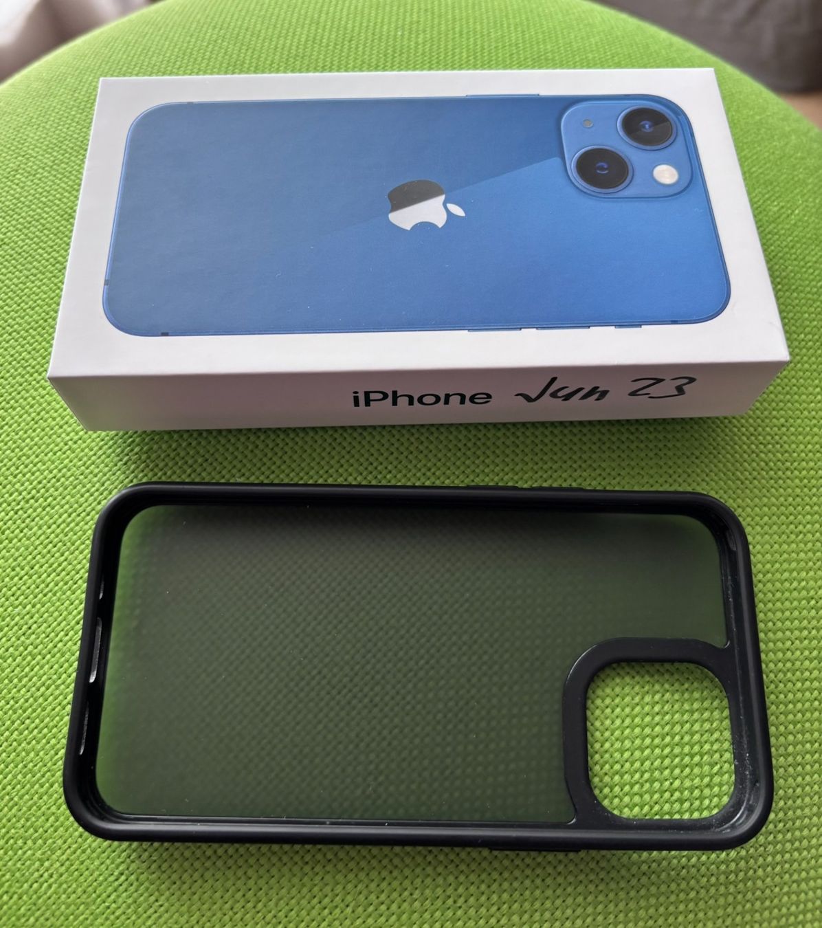 Apple Handys / Smartphones: iPhone 13 mini hellblau – Gebraucht aus Bonstetten von Grabi 2