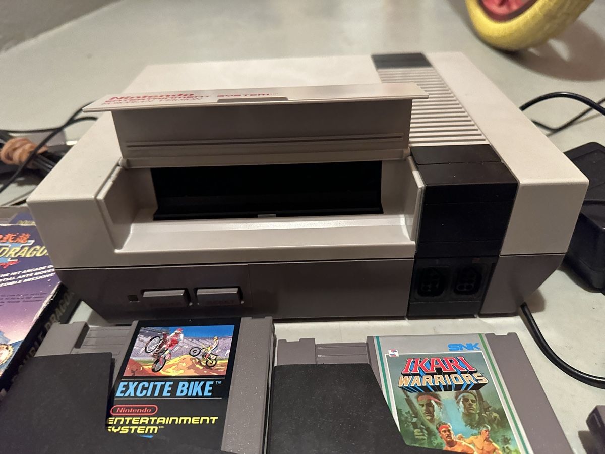Nintendo Console: Nostalgisches NES Nintendo Entertainment System – Usato da Dübendorf venduto da Logi5 7