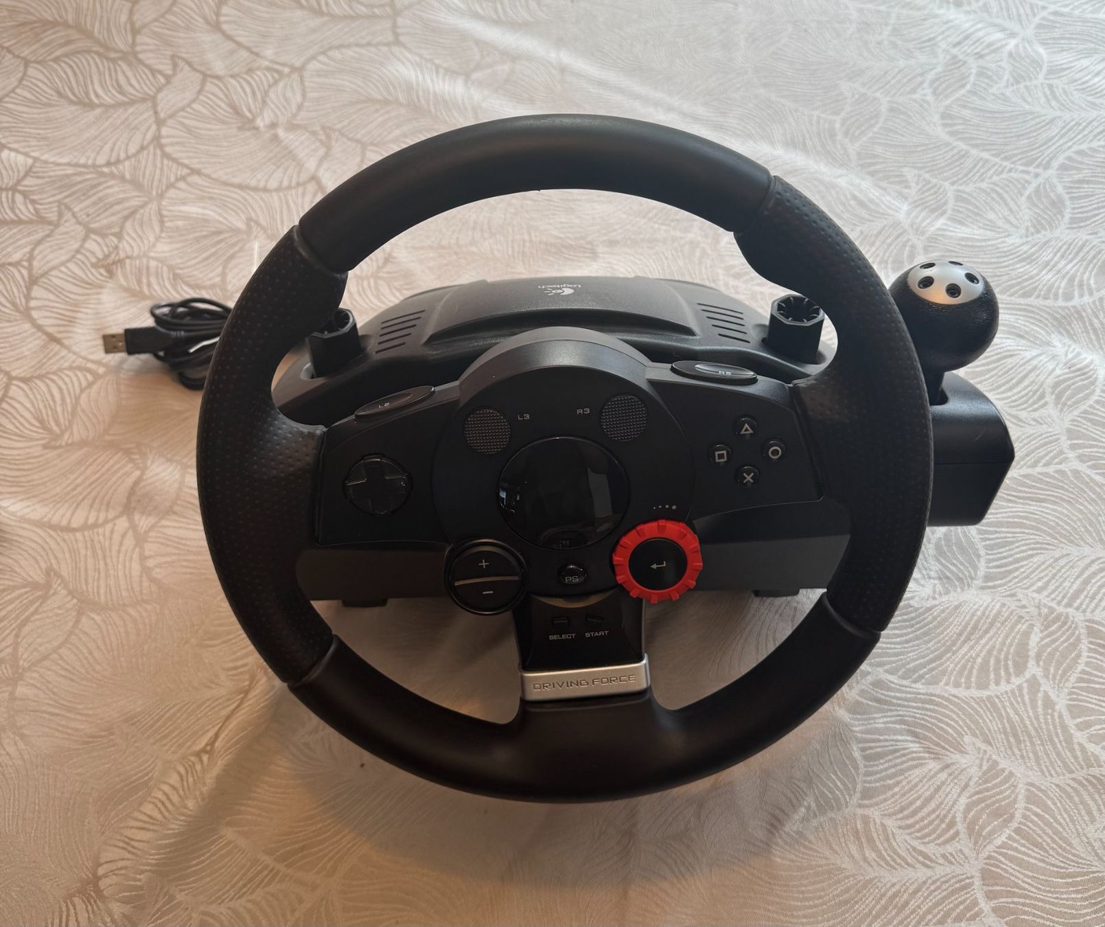 Logitech Controller: Logitech Driving Force GT volant + pédalier PS3/PC – Usato da L'Orient venduto da dav_8slp 1
