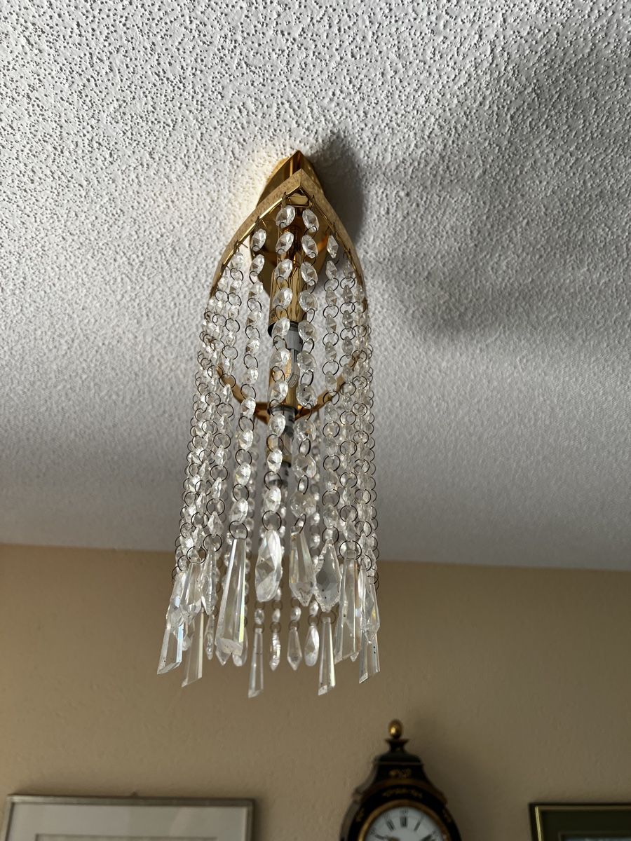 Lustres & lampes de plafonds: Deckenlampe goldfarben mit Glasperlen gebraucht – D'occasion à Neuenegg par Magosaurus 1