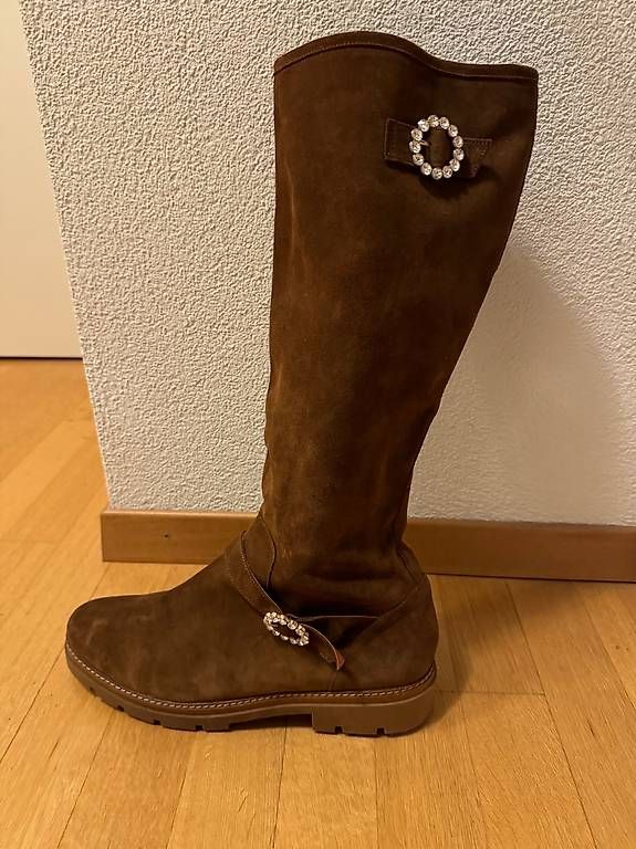 Scarpe da donna: Stiefel in schwarz und braun – Usato da Wettingen venduto da Laila44
