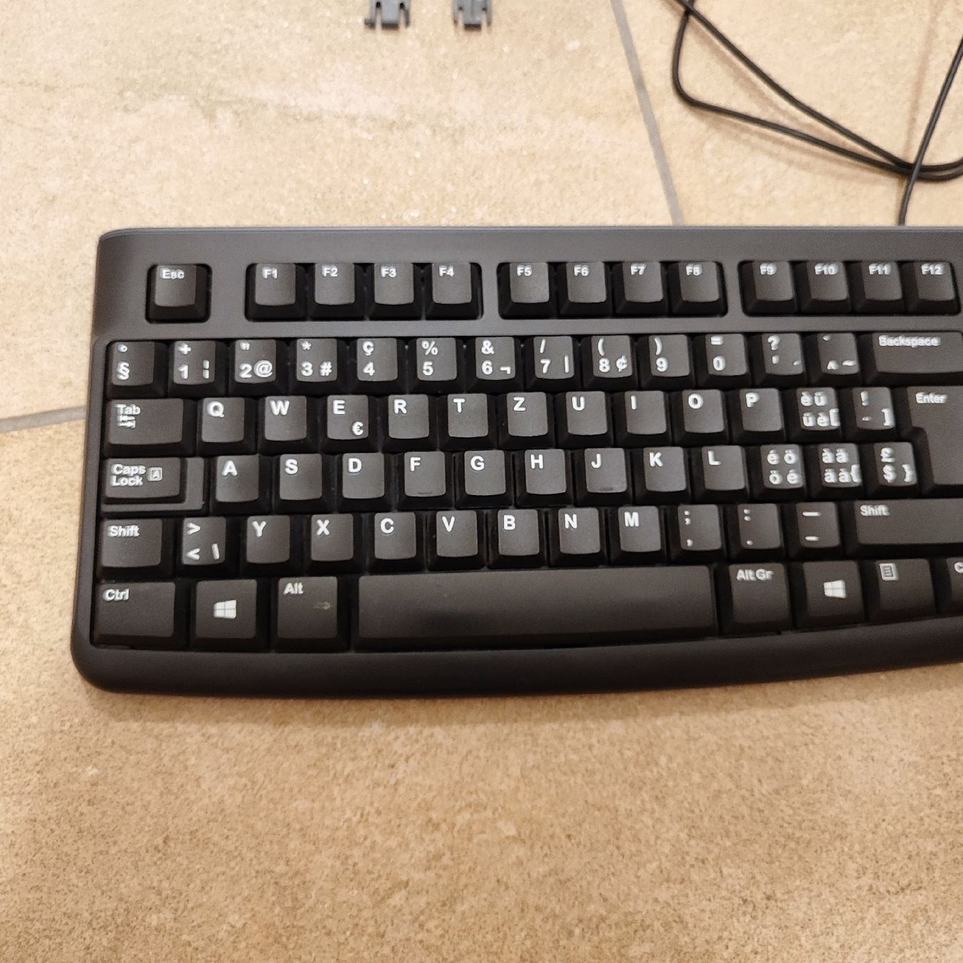Logitech Tastiere: Tastiera USB Logitech – Difettoso da Lamone venduto da ken_8y7h 1
