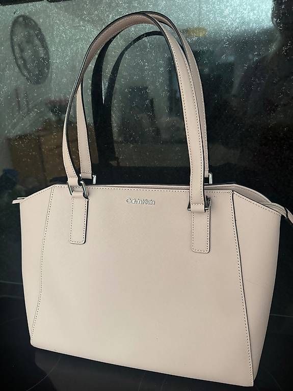 Taschen für Damen: Handtasche hellrosa  – Gebraucht aus Dulliken von k_s_6ct2